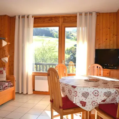 Au Grand-bornand, 4 Couchages, Centre Station, Balcon Sud, Proche Pistes Et Commerces - Fr-1-241-192 *